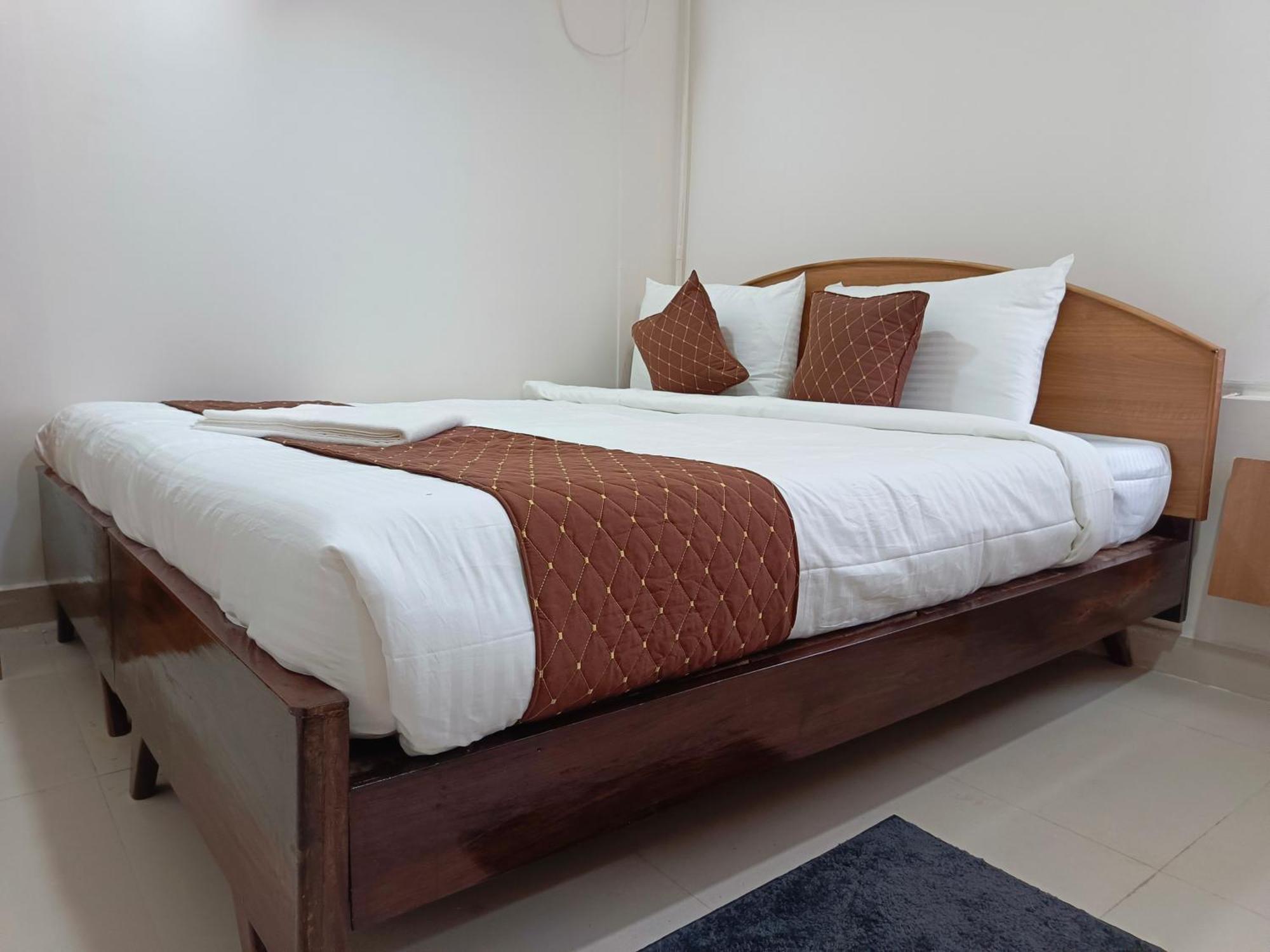 Sm Residency Hotel บูบันเนสชวาร์ ภายนอก รูปภาพ