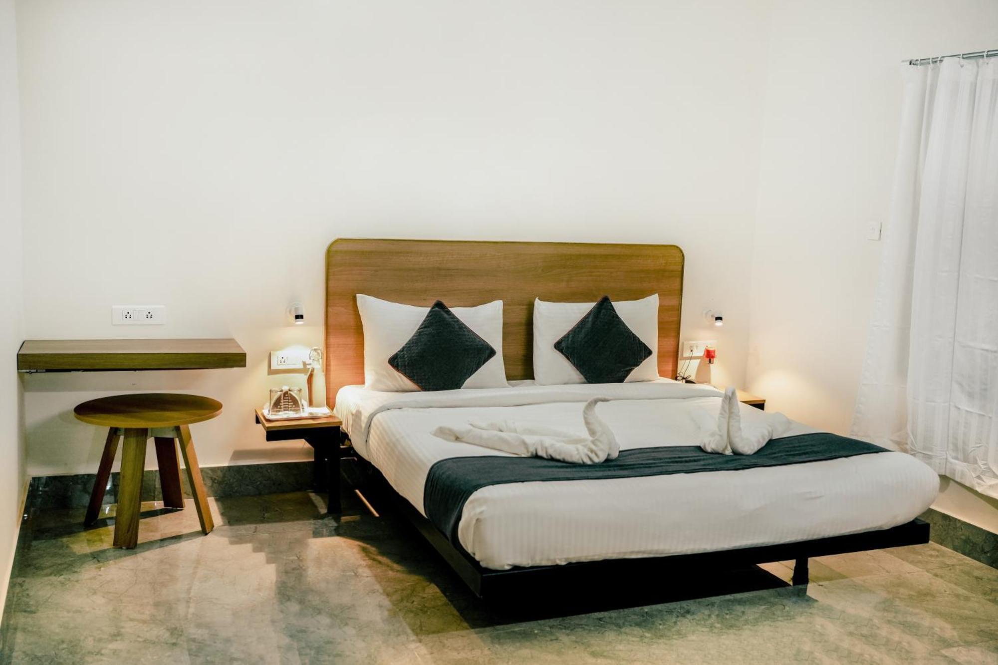 Sm Residency Hotel บูบันเนสชวาร์ ภายนอก รูปภาพ