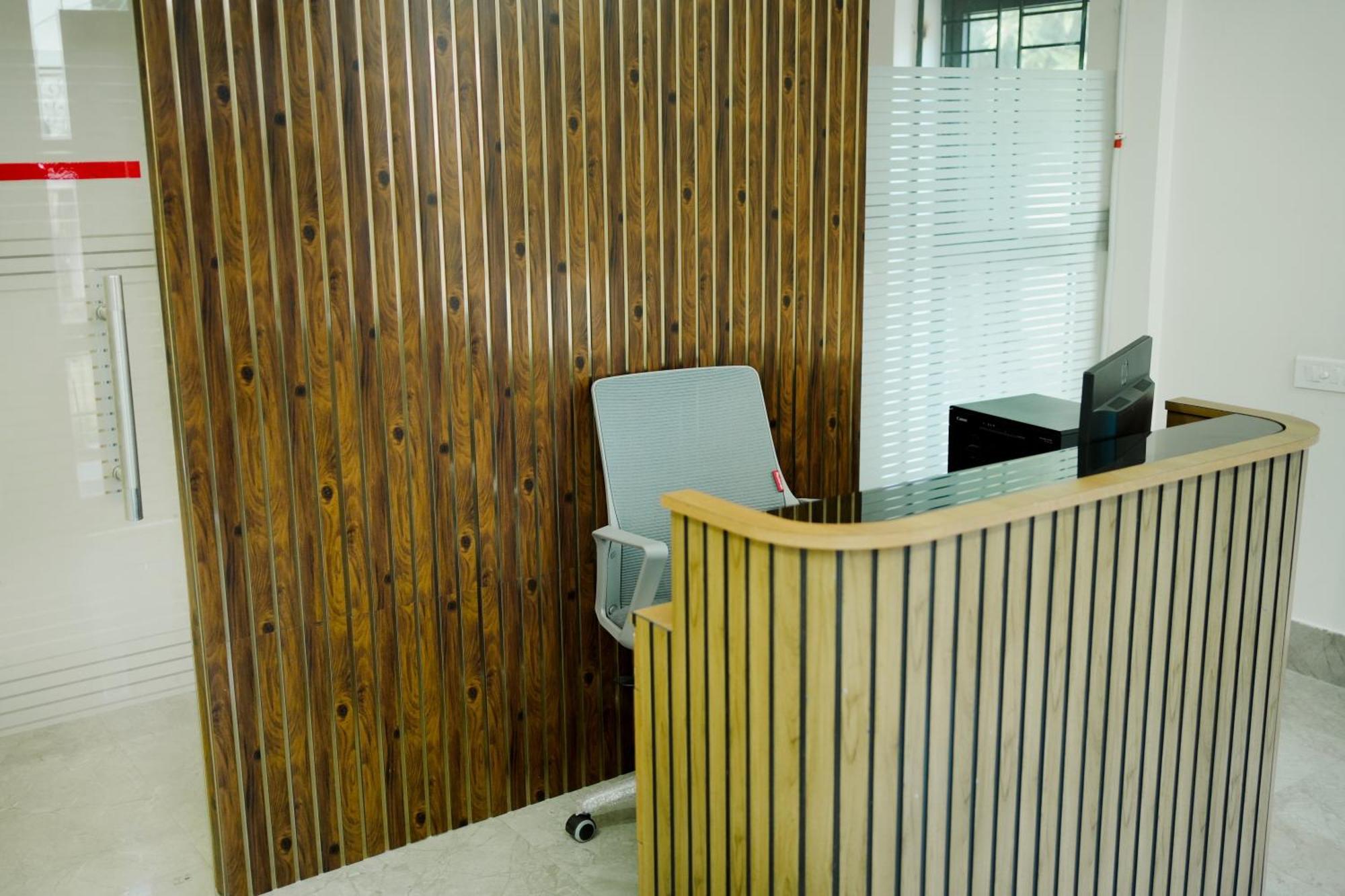 Sm Residency Hotel บูบันเนสชวาร์ ภายนอก รูปภาพ